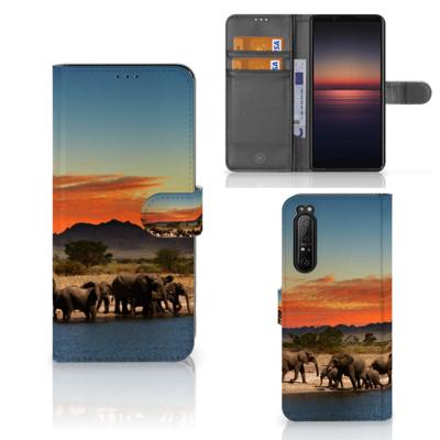 Sony Xperia 1 II | Telefoonhoesje | Met pasjeshouder | Olifanten
