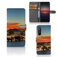 Sony Xperia 1 II | Telefoonhoesje | Met pasjeshouder | Olifanten
