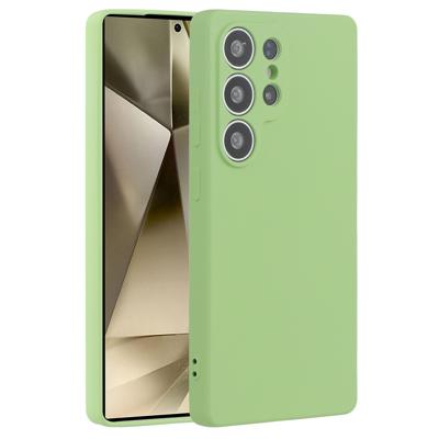 Lunso Samsung Galaxy S25 Ultra hoesje - Flexibel siliconen Backcover - Lichtgroen