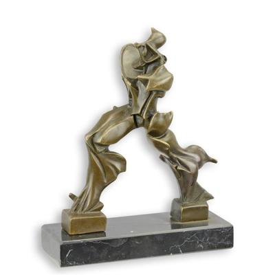 A BRONZE SCULPTURE "UNIQUE FORMS OF CONTINUITY IN SPACE"