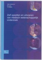 Zelf opzetten en uitvoeren van wetenschappelijk onderzoek (Paperback) Zelf opzetten en uitvoeren van wetenschappelijk onderzoek (Paperback)