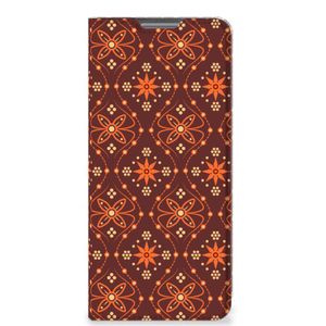 Xiaomi 12 Pro Hoesje met Magneet Batik Brown