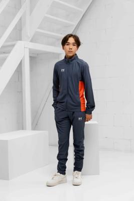 Under Armour Challenger Trainingspak Kids Donkergrijs/Oranje - Maat 128 - Kleur: DonkergrijsOranje | Soccerfanshop