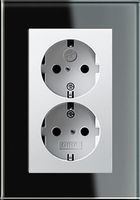 Dubbel stopcontact wit glanzend met Gira esprit zwart glas afdekraam recht