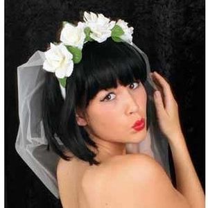 Bruid tiara met bloemen en sluier