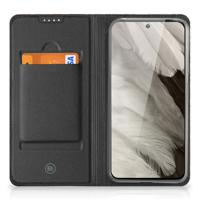 Google Pixel 8 | Bookcase | Retro