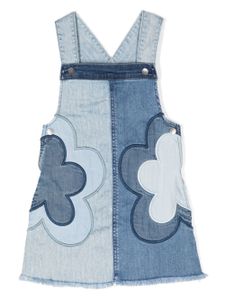 Stella McCartney Kids robe-salopette en jean à design patchwork - Bleu