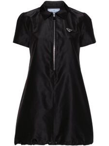 Prada robe-chemise courte à logo émaillé - Noir