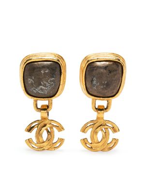 CHANEL Pre-Owned boucles d'oreilles CC ornées de pierre (1997)