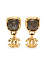 CHANEL Pre-Owned boucles d'oreilles CC ornées de pierre (1997)