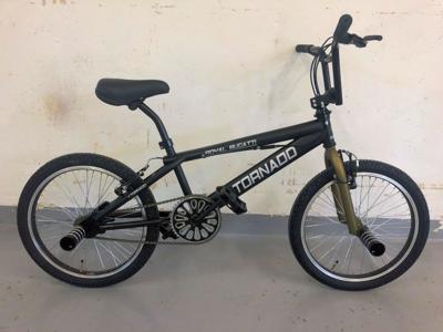 Royal 20" bmx tornado - mat zwart / brons zwarte banden