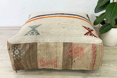 Turkse Poef 60cm x 60cm x 25cm nr: 27912 incl. vulling Turkse Poef 60cm x 60cm x 25cm nr: 27912 incl. vulling