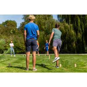 Outdoor Play Kubb spel