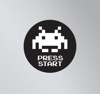 Space Invader Laptopsticker