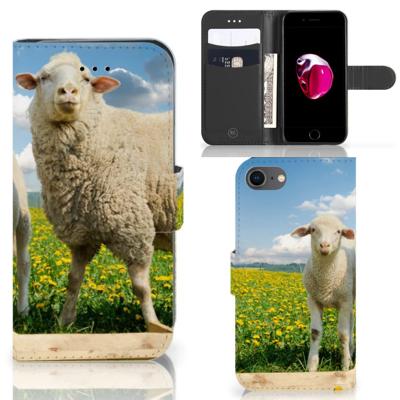 iPhone 7 | 8 | SE (2020) | SE (2022) | Telefoonhoesje | Met pasjeshouder | Schaap en Lammetje iPhone 7 | 8 | SE (2020) | SE (2022) | Telefoonhoesje | Met pasjeshouder | Schaap en Lammetje