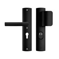 AXA AXA Curve Plus veiligheidsbeslag voordeur gebogen schild D-knop/Blok-kruk PC55 met kerntrekbeveiliging SKG3 - aluminium/zwart