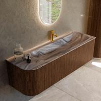 Badmeubel Mondiaz Kurve-Dlux | 145 cm | Meubelkleur Walnut | Wastafelkleur Sombra | Solid surface | Wasbak rechter zijde spoelbak | 1 kraangat Badmeubel Mondiaz Kurve-Dlux | 145 cm | Meubelkleur Walnut | Wastafelkleur Sombra | Solid surface | Wasbak rechter zijde spoelbak | 1 kraangat
