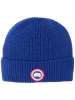 Canada Goose bonnet à patch logo - Bleu
