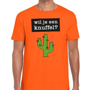 Wil je een Knuffel tekst t-shirt oranje heren