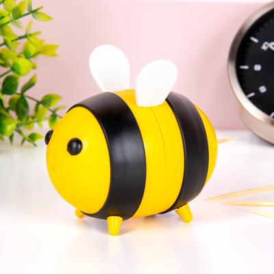 Bij Cocktailprikkerhouder Bij Cocktailprikkerhouder