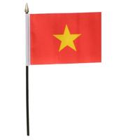 Vietnam - mini vlaggetje van 10 x 15 cm op stokje - Landen vlag - H27 cm