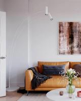 Grote mat witte vloerlamp met 2 GU10 fittingen By Rydens Puls