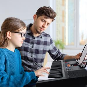 61-Toetsen Elektronisch Keyboard Draagbare Digitale Piano 300 Ritmes 300 Klankkleuren 50 Demo's 3 Lesmodi LED-Display Dubbel Keyboard