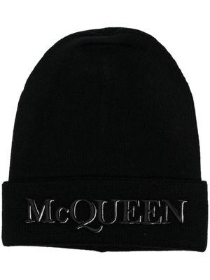 Alexander McQueen bonnet en cachemire à logo brodé - Noir