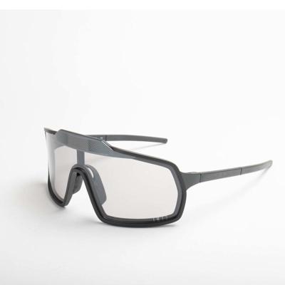 Bot 2 adapta Black IRID X-10