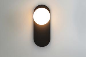 Wandlamp Voor In De Slaapkamer Van Metaal en Glas