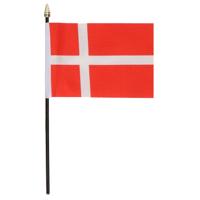Denemarken - mini vlaggetje van 10 x 15 cm op stokje - Landen vlag - H27 cm Denemarken - mini vlaggetje van 10 x 15 cm op stokje - Landen vlag - H27 cm