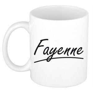 Naam cadeau mok / beker Fayenne met sierlijke letters 300 ml   -