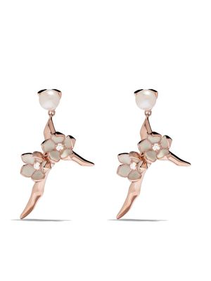 Shaun Leane boucles d'oreilles pendantes à détail de perle - Rose