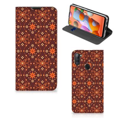 Samsung Galaxy M11 | A11 | Hoesje met Magneet | Batik Brown