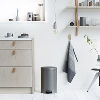 Brabantia newIcon pedaalemmer 20 liter met kunststof binnenemmer - Platinum - thumbnail