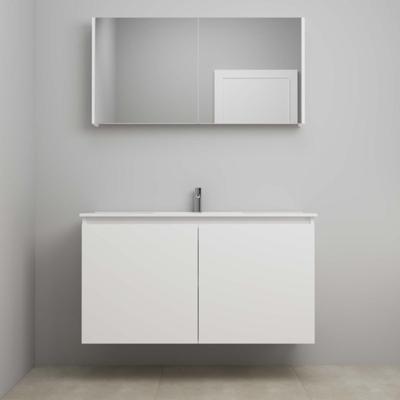 On-Line Badkamermeubelset - 120 cm - Voorgemonteerd - Greeploos 2 Deuren - Porseleinen Wastafel - 1 Kraangat - Spiegelkast - Mat Wit
