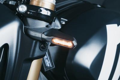 MOTOISM richtingaanwijzer "lente