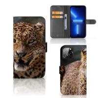 iPhone 13 Pro Max | Telefoonhoesje | Met pasjeshouder | Luipaard