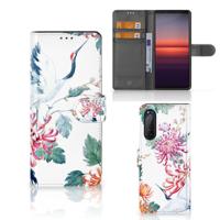 Sony Xperia 5II | Telefoonhoesje | Met pasjeshouder | Bird Flowers