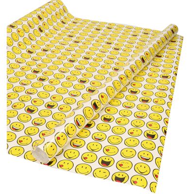 2x Inpakpapier/cadeaupapier wit met smileys 150 x 70 cm