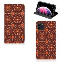 Apple iPhone 11 Pro Max | Hoesje met Magneet | Batik Brown