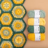 Yarn and Colors Flower Hexagon Blanket Haakpakket 078 Bottle