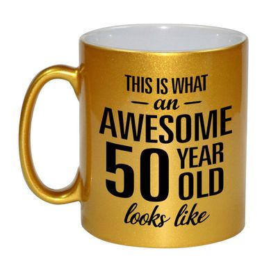 Awesome 50 year cadeau mok / beker goud 330 ml Awesome 50 year cadeau mok / beker goud 330 ml