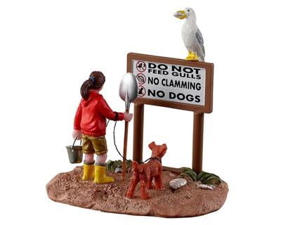No Fun Beach - Lemax