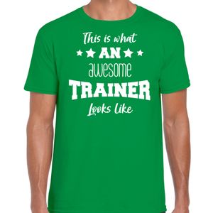 Cadeau t-shirt voor heren - awesome trainer - trainers bedankje - groen