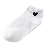 10 paar leuke sokken vrouwen rood hart patroon zachte ademende katoenen sokken enkel-hoge casual comfortabele sokken (wit lichaam zwart hart)