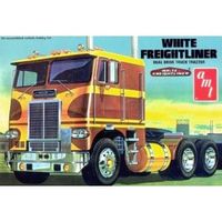 AMT White Freightliner 1/25