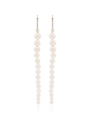 Mateo boucles d'oreilles pendantes à ornements - Blanc