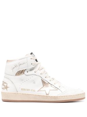 Golden Goose baskets lacées à patch étoile - Blanc