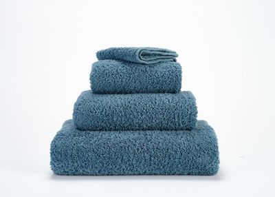Abyss Abyss & Habidecor Super Pile Handdoek 55x100 306 bluestone